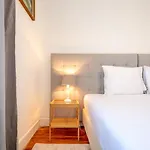 Guestready - La Petit Maison In Setúbal