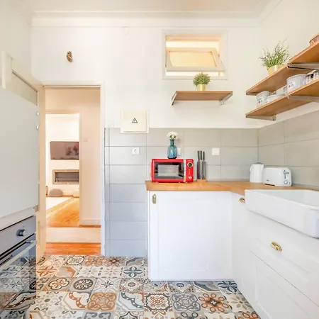 Guestready - La Petit Maison In Apartment Setubal