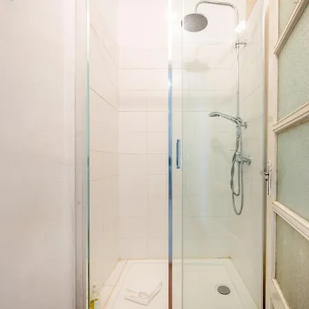 Guestready - La Petit Maison In *