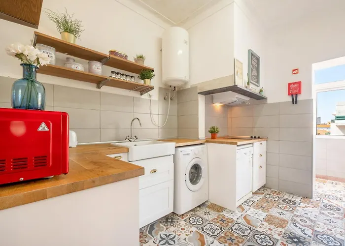 Guestready - La Petit Maison In * Сетубал