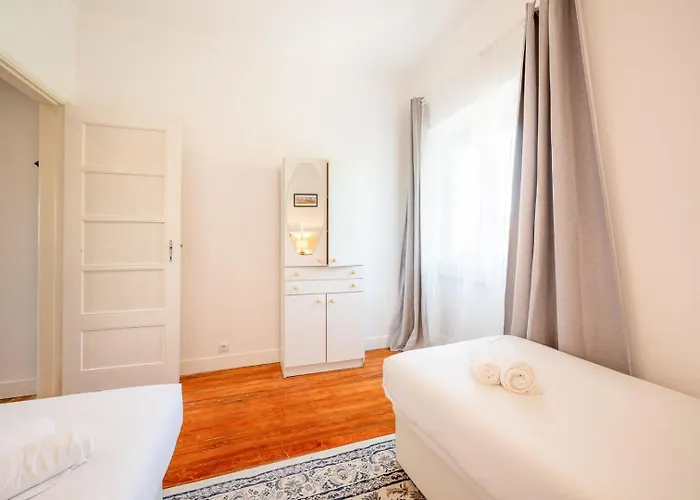 Апартаменты Guestready - La Petit Maison In