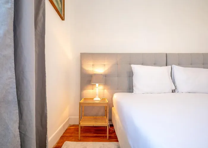 Guestready - La Petit Maison In Сетубал